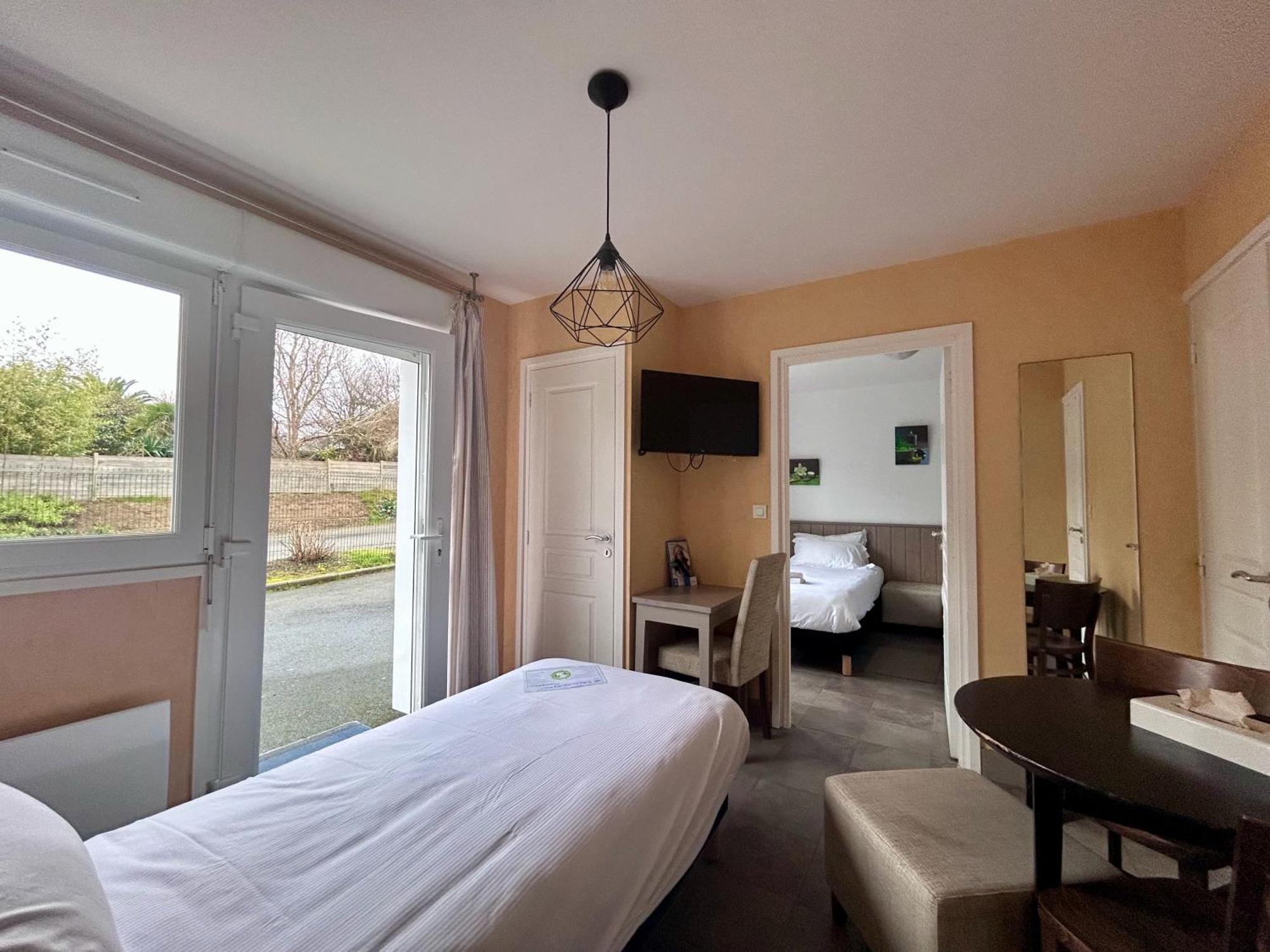 Brit Hotel Lannion-Perros Guirec Kültér fotó